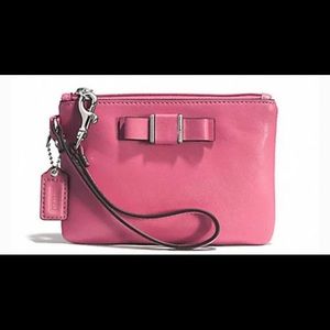 NWT | Coach | Darcy | Bow Wristlet